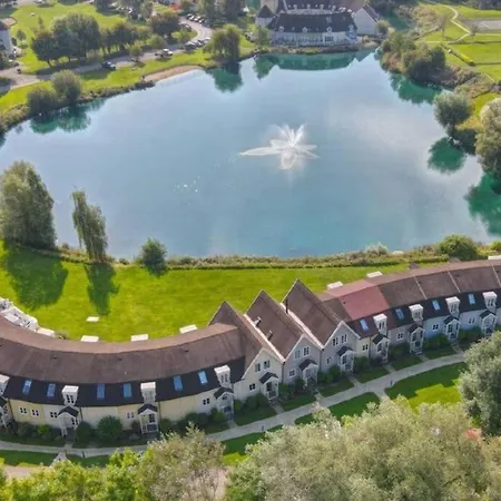 Lakehouse, 36 Isis Lake Cirencester Exterior photo