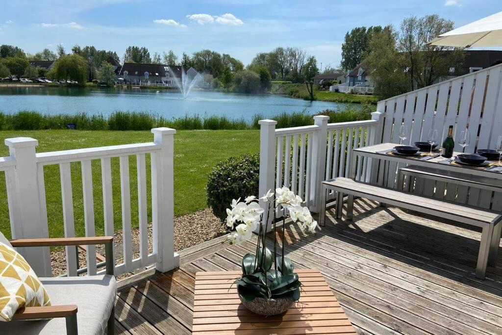 Casa de Férias Lakehouse, 36 Isis Cirencester