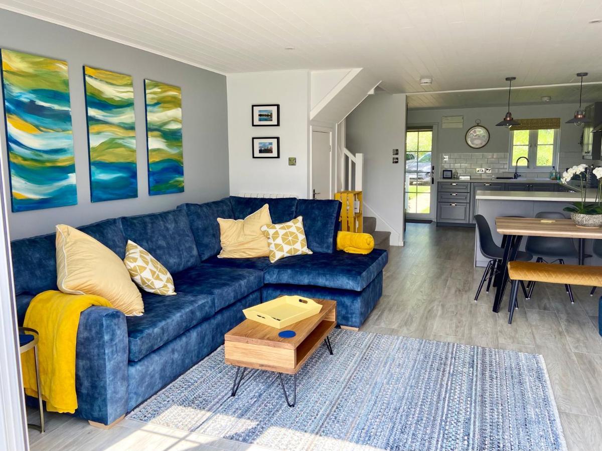Lakehouse, 36 Isis Cirencester
